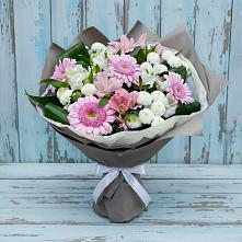 Букет цветов из:  Герберы, Альстромерии и Хризантемы в Александро-Невской