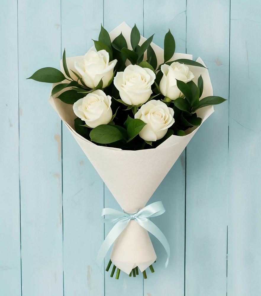 Букет цветов из: Розы в Александро-Невской