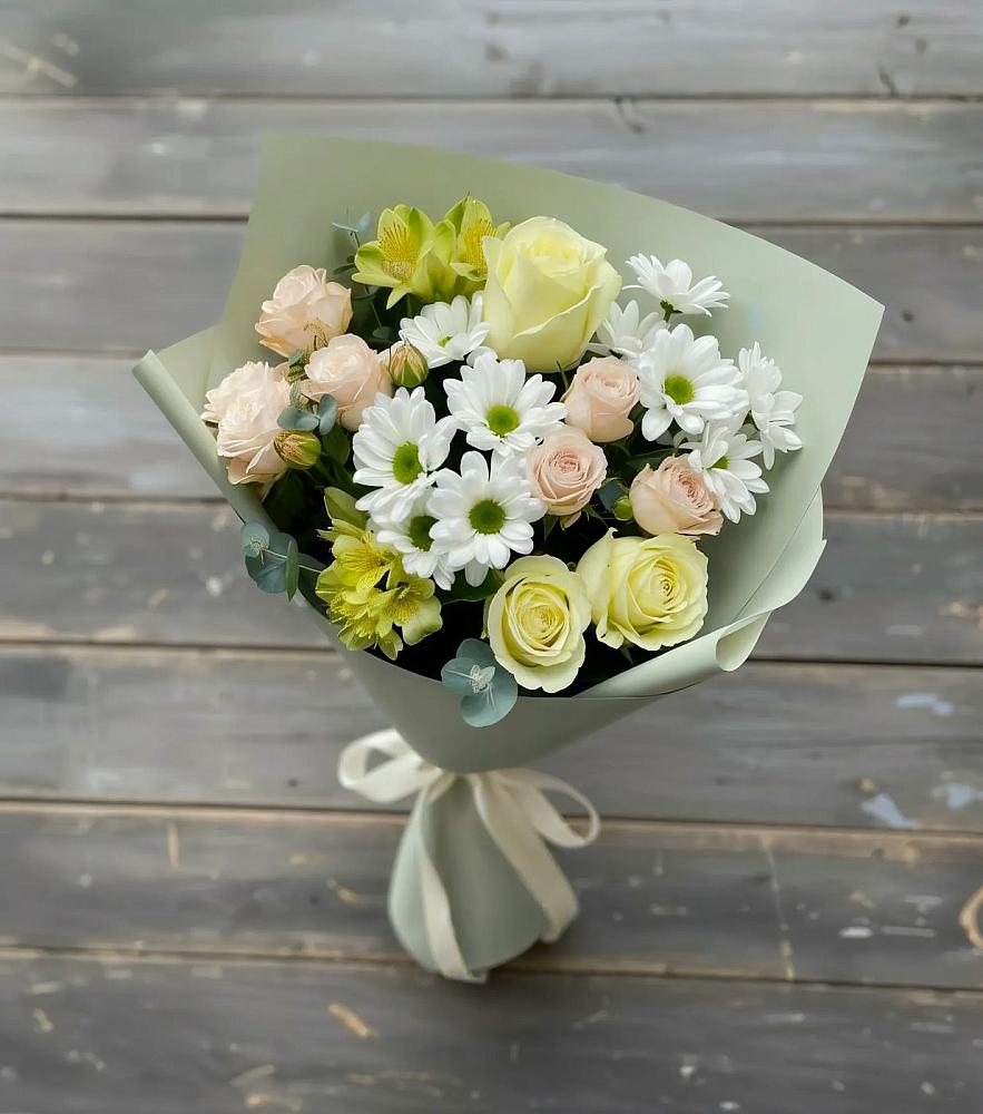 Букет цветов из: Альстромерии, Розы и Хризантемы в Александро-Невской