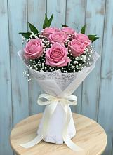 Букет цветов из:  Розы в Александро-Невской