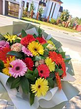 Букет цветов из:  Герберы #REPLACE_PRED# Александро-Невской