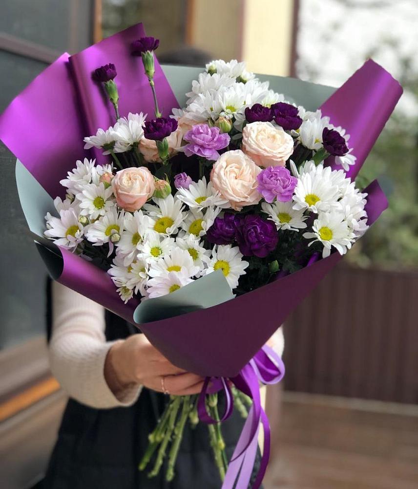 Букет цветов из: Хризантемы, Гвоздики и Розы в Александро-Невской