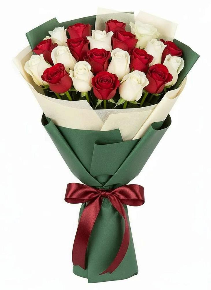 Букет Микс из красных и белых роз в Александро-Невской