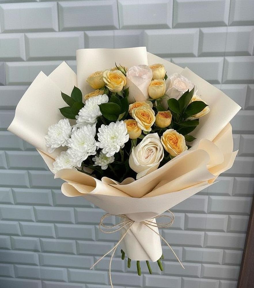 Букет цветов из: Розы и Хризантемы в Александро-Невской