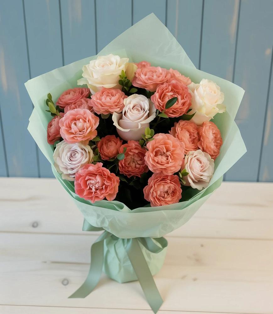 Букет цветов из: Розы в Александро-Невской