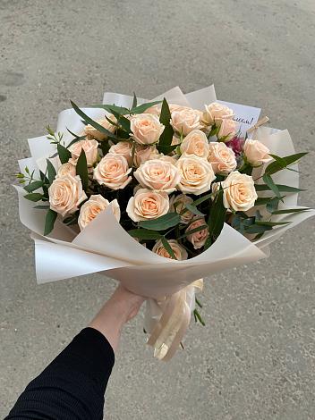 Букет Кремовые розы Латте в Александро-Невской
