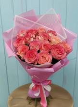 Букет 15 Розовых роз Равель в Александро-Невской