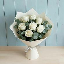 Букет Белые розы в Эвкалипте в Александро-Невской