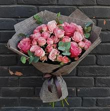Букет цветов из:  Розы #REPLACE_PRED# Александро-Невской